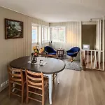 2 Bedroom Awesome In Vanvikan
