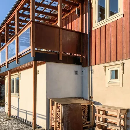 2 Bedroom Awesome In Vanvikan Casa de Férias *