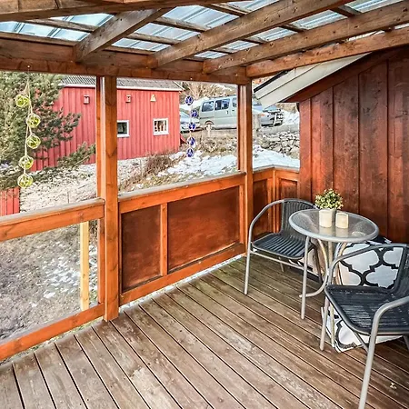 2 Bedroom Awesome In Vanvikan Casa de Férias *